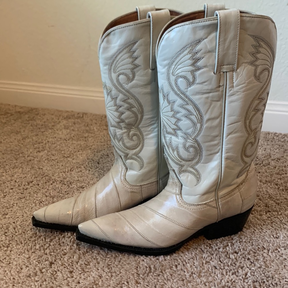 Don Cuco’s Boots from Mexico. Women size 8. Exotic leather boots- stingray